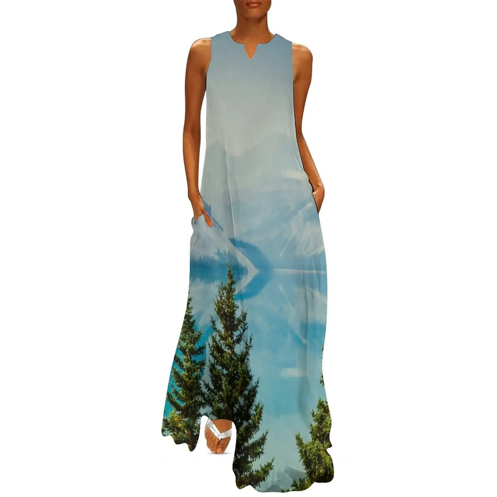 

Winter Mountains Dress Tree And Lake Print Elegant Maxi Dress Sleeveless Design Casual Long Dresses Streetwear Oversized Vestido