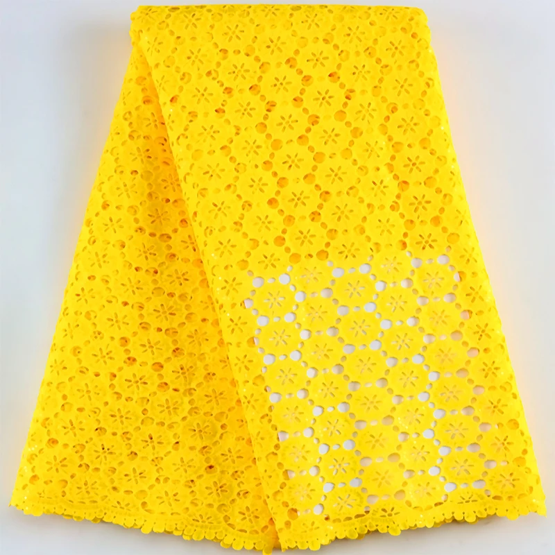 Экологичное свадебное платье из молочного шелка с кружевом спереди 2024