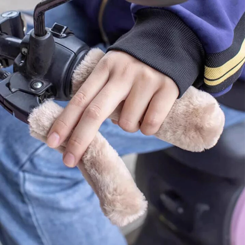 Рисунок 5 - чехлы на ручки мотоцикла и ску