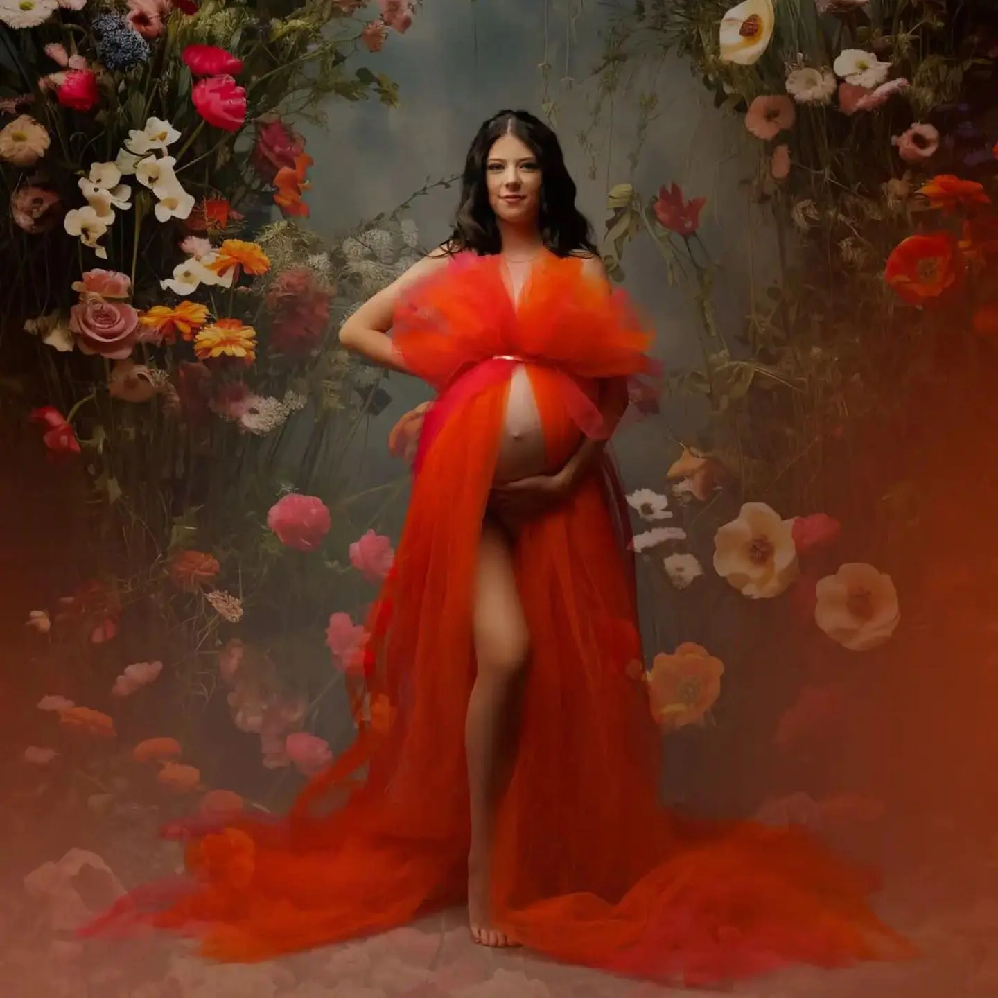 

Платье для беременных с разрезом спереди красного цвета