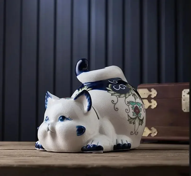 

Керамическая статуэтка кота