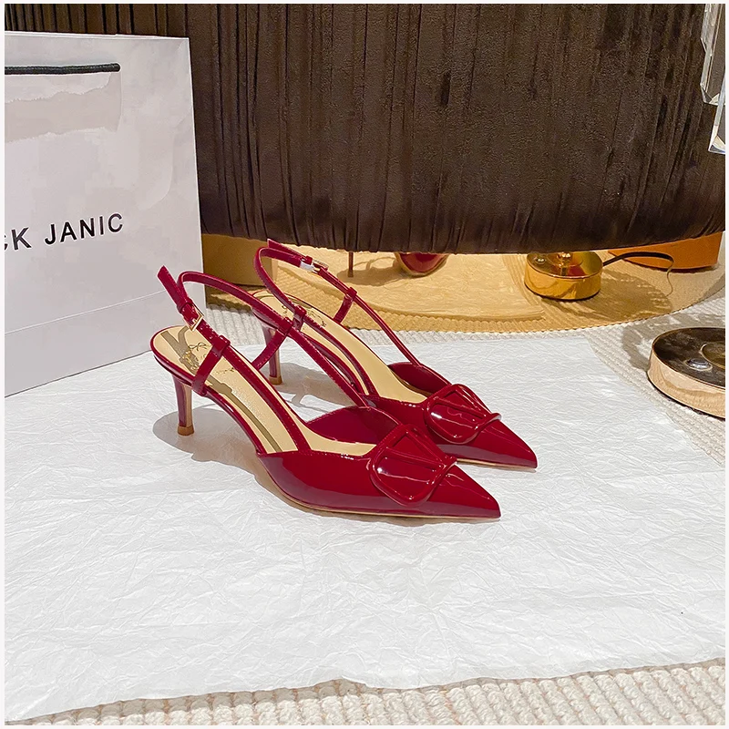 2023 Summer New Women 's Sandals One Button High Heels Fashion Pointed Women's Pumps Sexy and Comfortable Party Women's Shoes