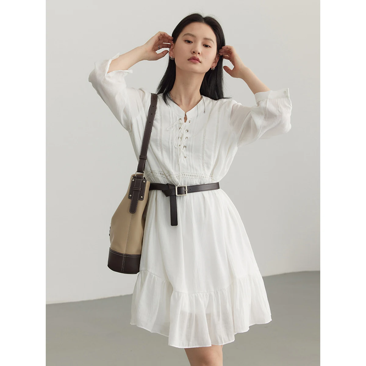 

CHIC VEN Women's Dresses Casual Vintage Long Sleeve Loose White Dress for Girls Solid Maxi Dress Spring Summer New Ladies 2023