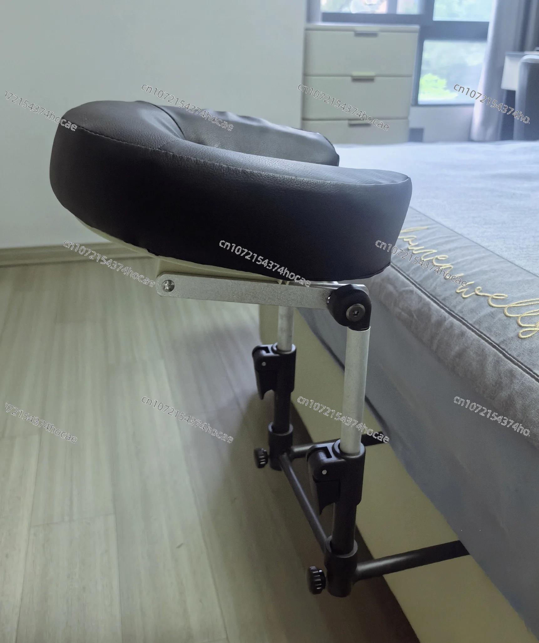 

Подвесной массажный подголовник