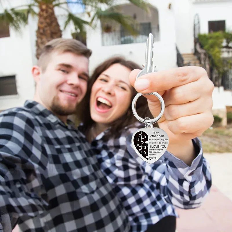 

Heart-Shaped Keychain Pendant Stainless Steel Keyring Personalized Accessories for Backpack Handbag Wallet Decor