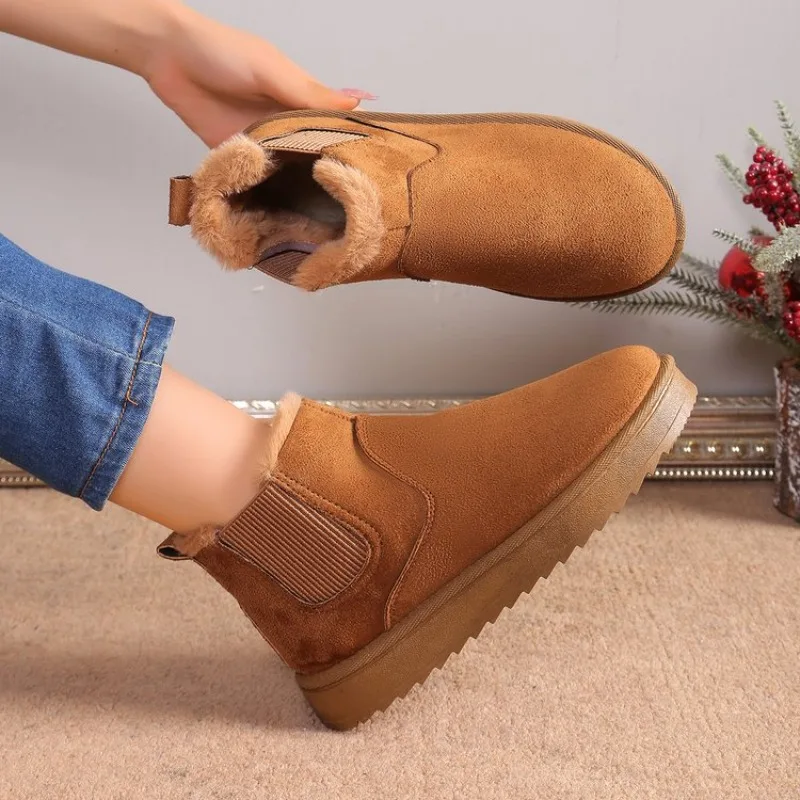 Женские плюшевые зимние сапоги на плоской подошве