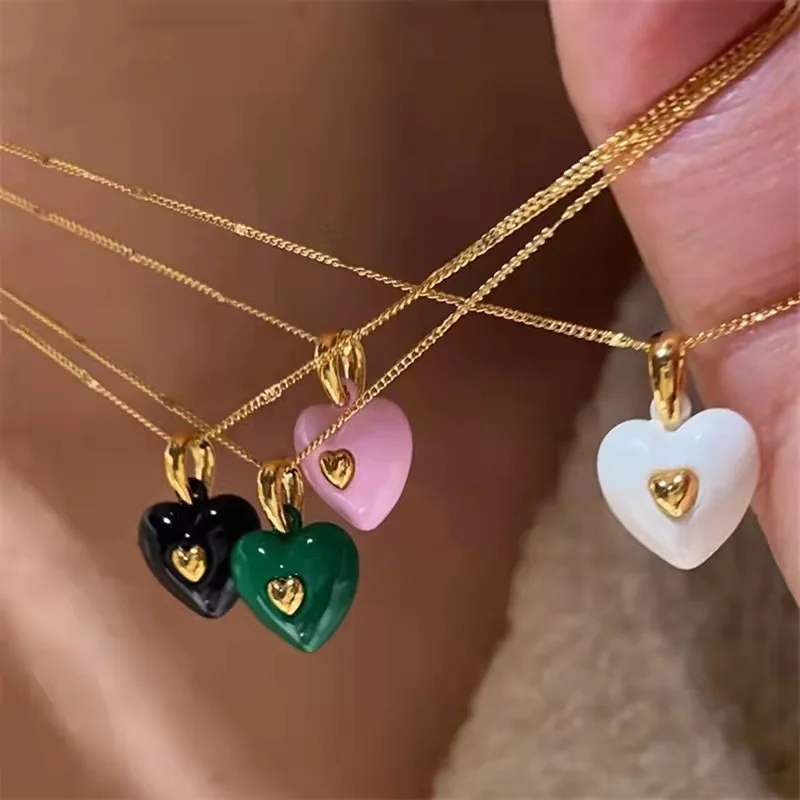 

Vintage Simple Dripping Oil Enamel Colorful Love Heart Pendant Geometric Necklaces Choker for Women Jewelry Sweater Chain