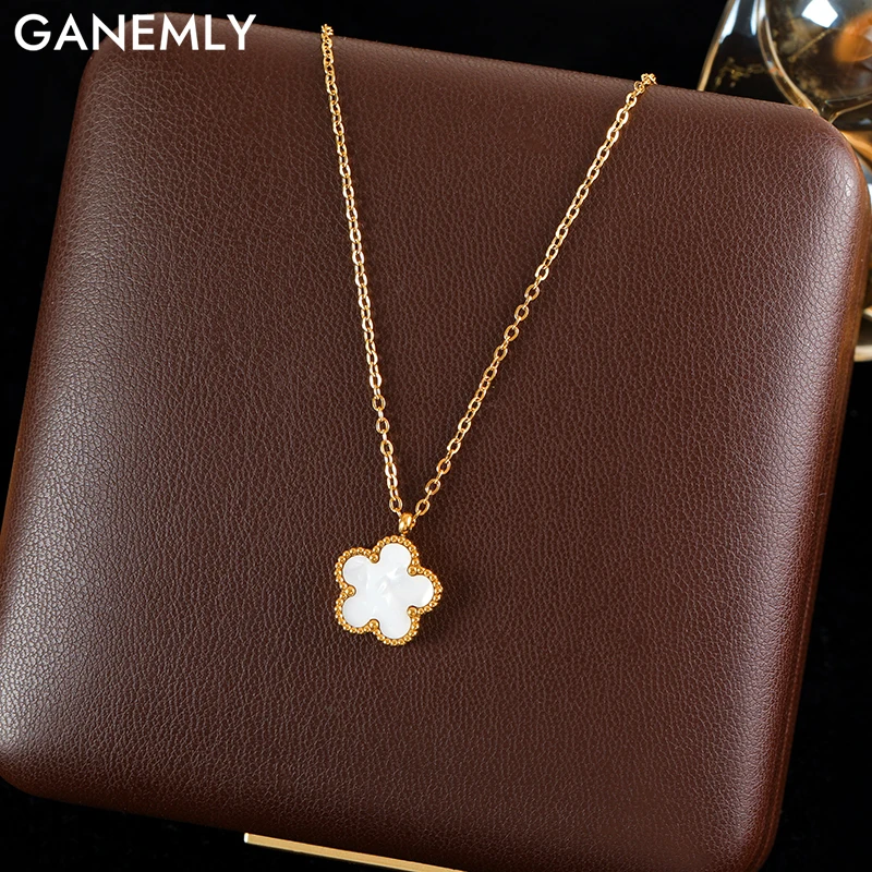 Ожерелье GANEMLY из нержавеющей стали 316L с кулоном в виде цветка сливы белым
