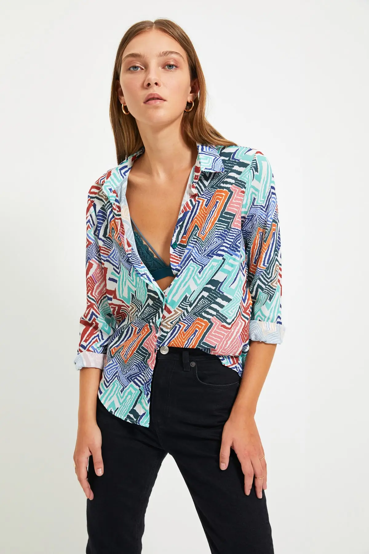

Trendyol Printed Shirt TWOAW22GO0110