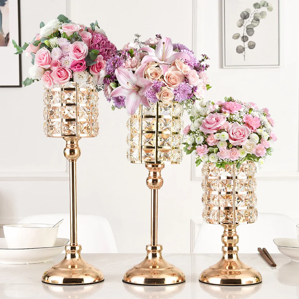 

Gold Diamond Candle Holders Metal Candlestick Flower Stand Vase Table Centerpiece Event Flower Rack Road Lead Wedding Decor
