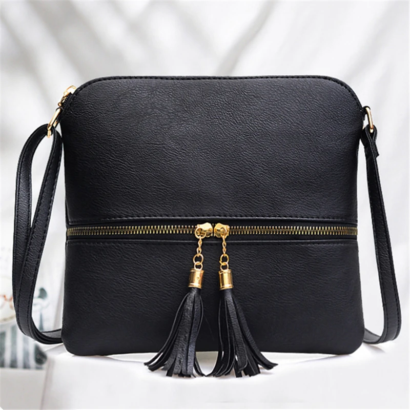 

2022 Fashion Women Crossbody Bag Vintage Messenger Bag High Quality Retro Tassels Shoulder Bag Patchwork Crossbody Bag