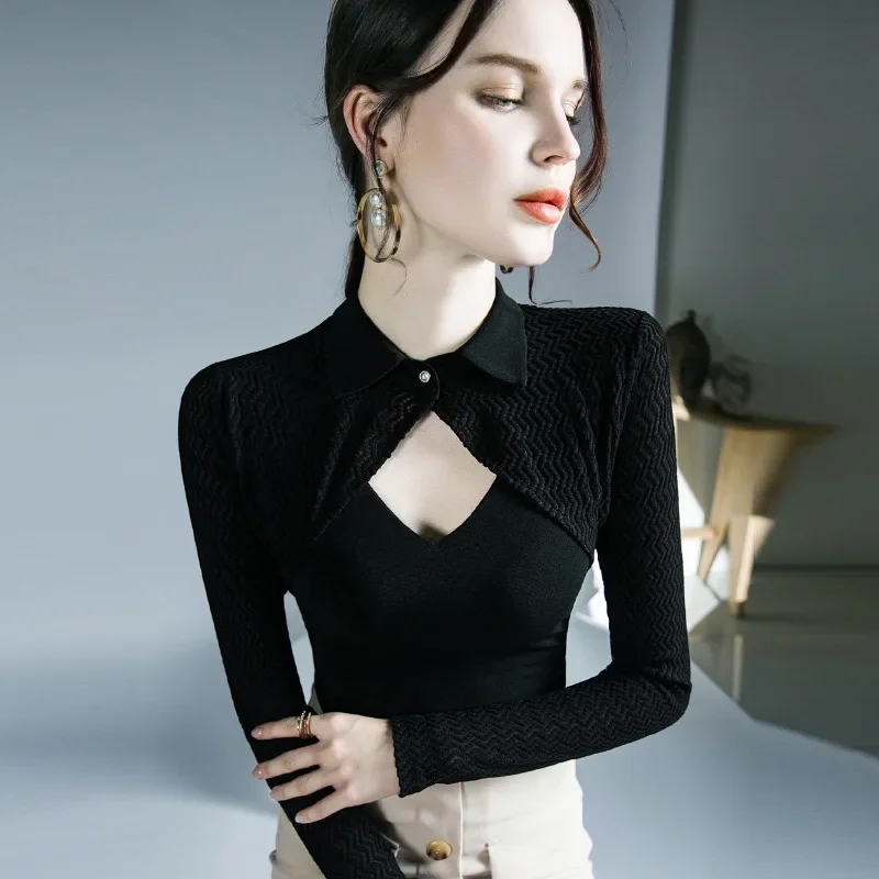 Осенняя новая футболка с полым дизайном и поясом сетчатым слоем стильная