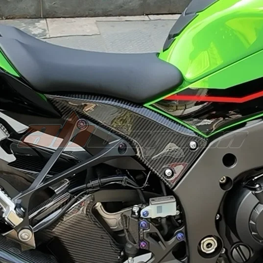 

Sub Frame Heat Sheild Cover For Kawasaki ZX10R 2016 2017 2018 Full Carbon Fiber 100%