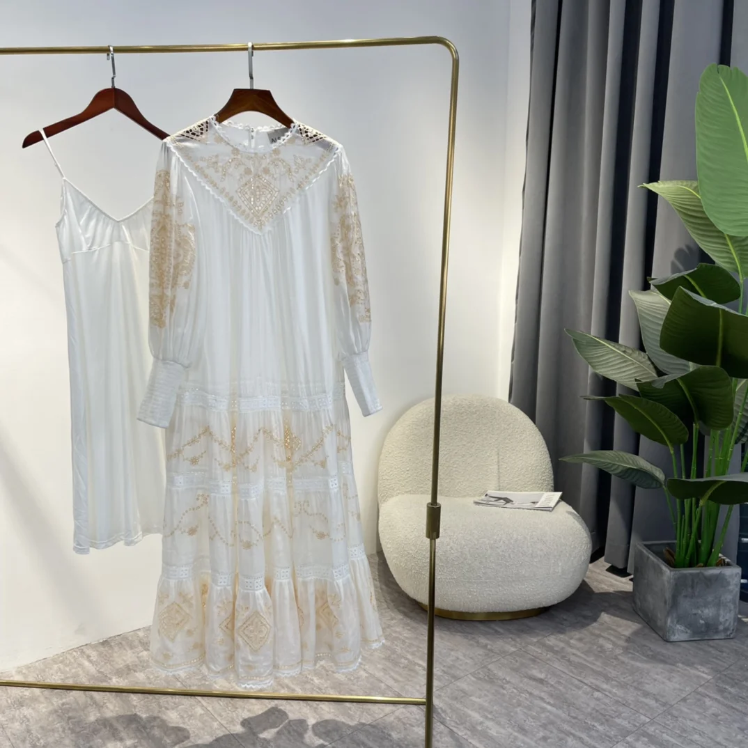 

Woman Elegant Flower Hollow Out Patchwork Long Latern Sleeve White Mid-calf Dresses