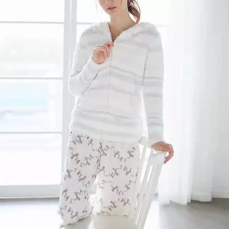 

Женская пижама в полоску, на молнии, с длинным рукавом