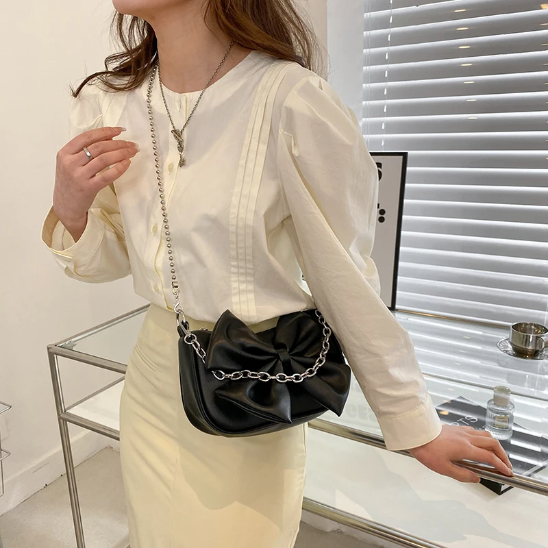 

Fashion Women's Lipstick Bags Chain Cosmetic Bag and Handbags Luxury Brand Designer Messenger Bag Bow Tie Female of Shoulder Bag