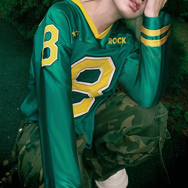 IAMHOTTY контрастный топ большого размера с цифровой заплатками в американском