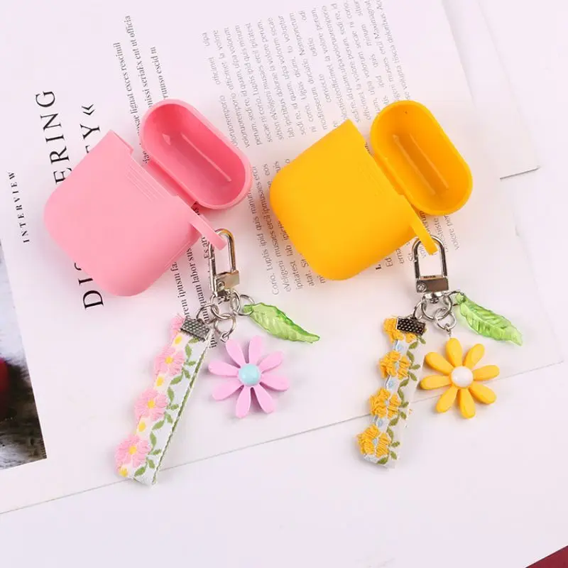 

Korean Style Daisy Keychains For Women Colorful Small Flower Pendant Keychains Cute Car Keychains Wholesale Girls Accessories