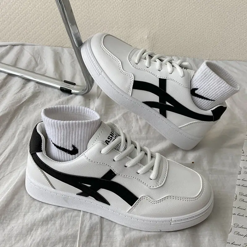 

Fashion 2022 Woman Vulcanize Shoes Patchwork Basic Sleek White Sneakers Femme Casual Daily Wear Walking Zapatillas Mujer