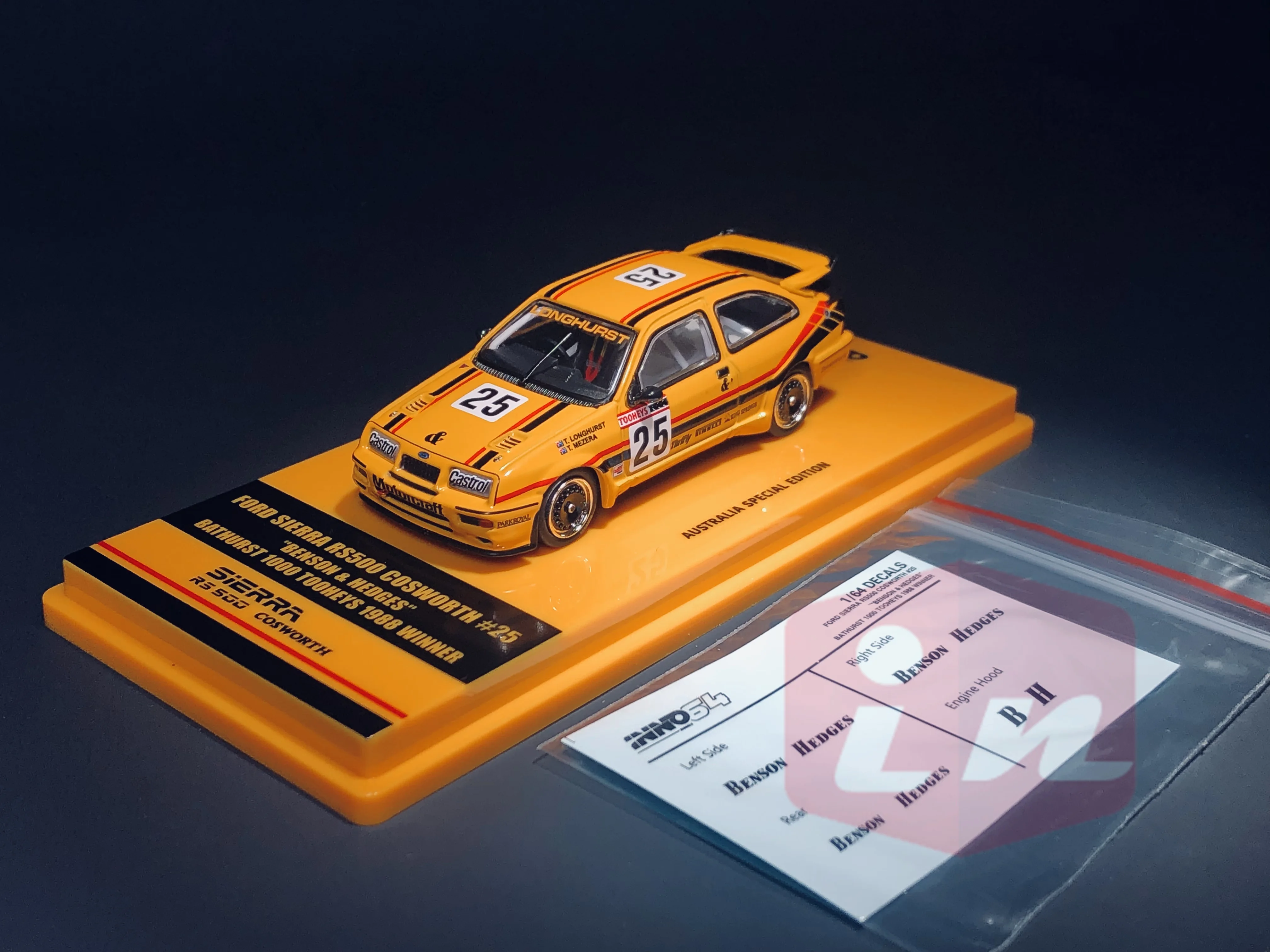 Inno 1/64 Ford SieRRA RS500 Cosworth #25 Benson heклинья Bathurst 1000 Tooheys 1988 Winner Коллекционная модель