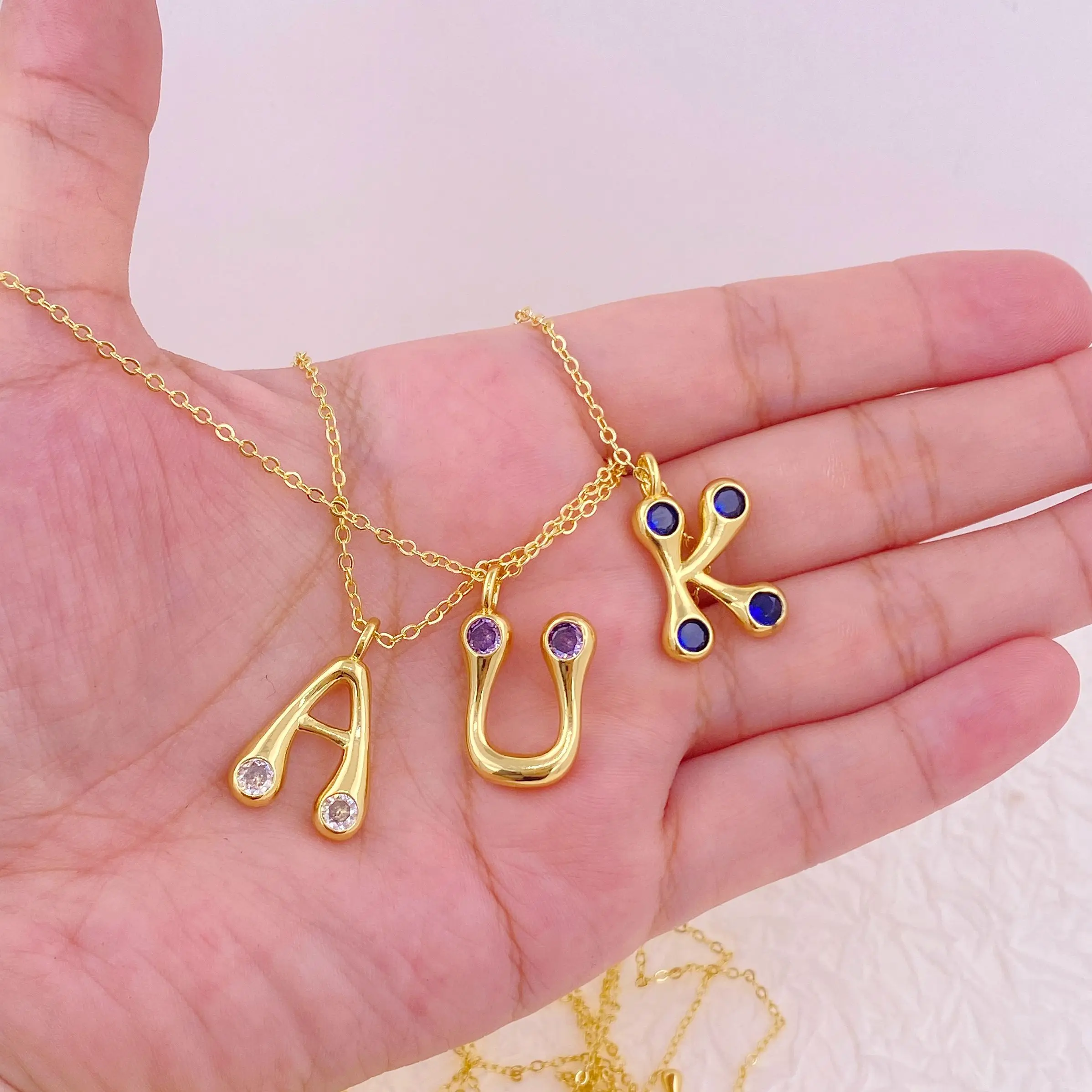 

Unique Personalized Representativeness 18K Yellow Gold Plated A-Z Initial Bubble Letter Pendant Necklace Wholesale Charm Jewelry