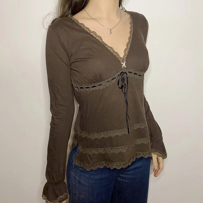 Fairycore гранж винтажная коричневая футболка с кружевной отделкой V-образным