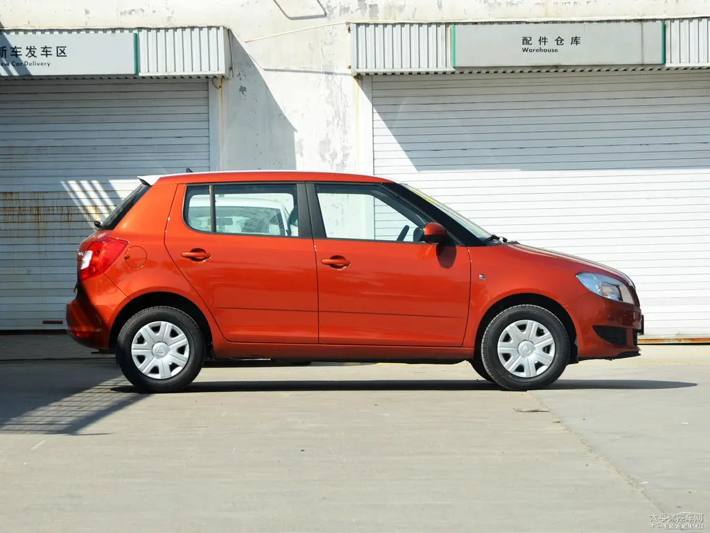 Для Skoda Fabia Hatchback 2009 2010 2011 2012 2013 2014 Автомобильный визор для окон Навесы Укрытия Противосолнечный дефлектор для дождя защитный козырек укрытие.