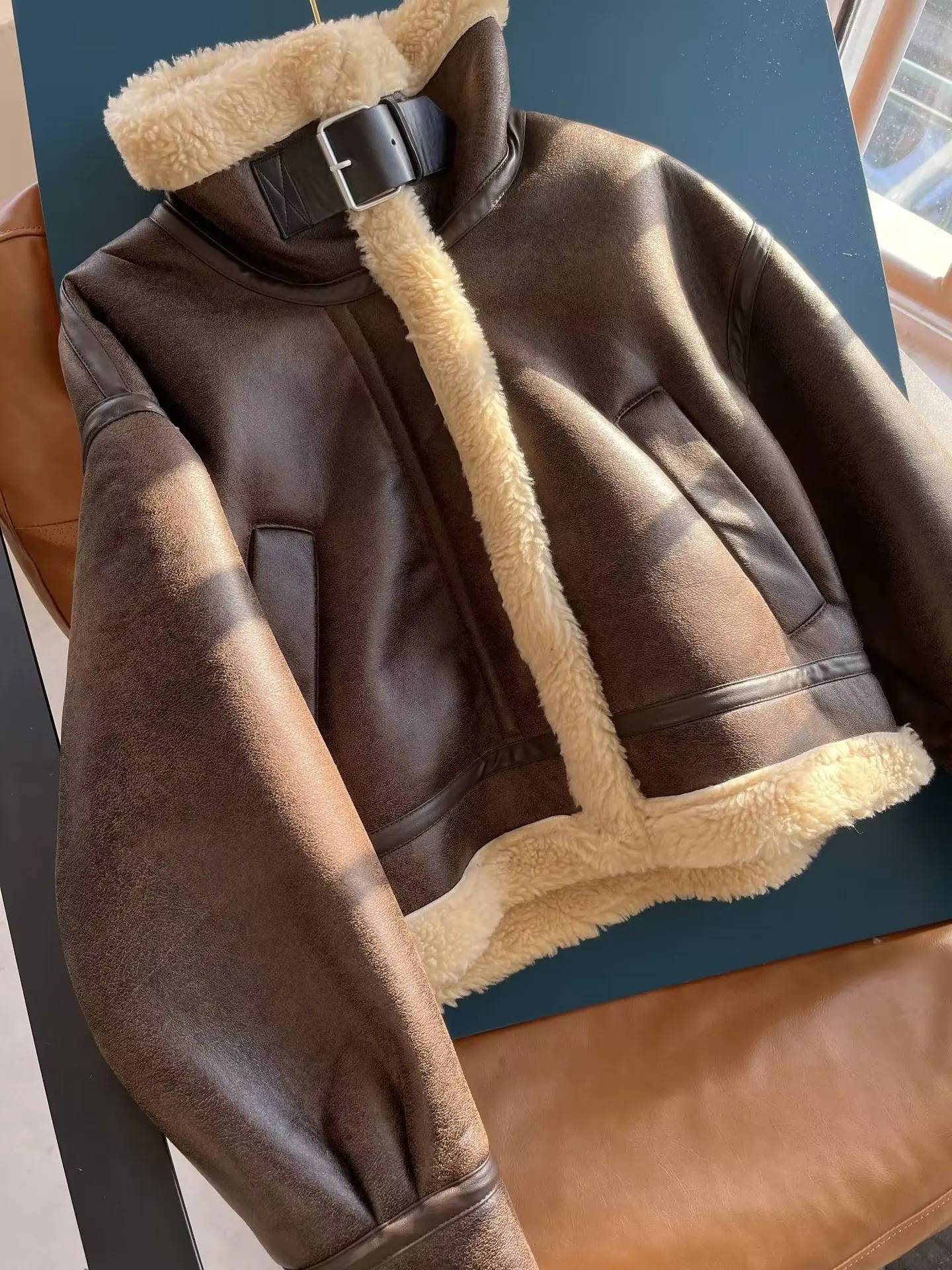 DEARIRIS Women's Faux Fur Collar Leather Jacket Winter Warm Coat for Women