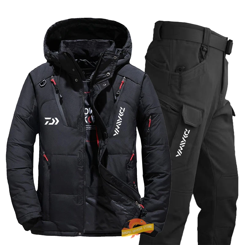 

Daiwa Men's Fishing Suits Outdoor Windproof Hooded Warm Climbing Jacket Waterproof Tactical Pants Winter Thickened Coldproof Set