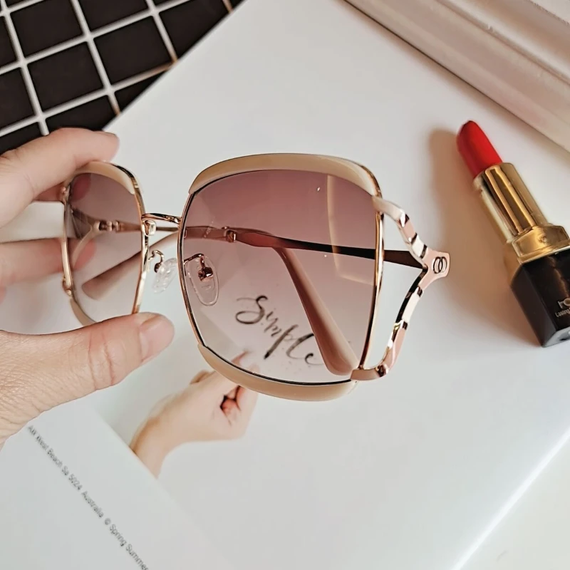 

Fashion Square Sunglasses Women Vintage Big Frame Decoration Cool Sun Glasses Ladies Casual Girls Eyewear UV400 Lentes De Sol
