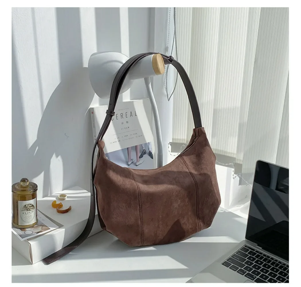 

Plush Dumpling Bag 2023 Autumn Korean Fashion Shoulder Crossbody Bag For Women Large Capacity Hobo Handbags Fashion Female Bag