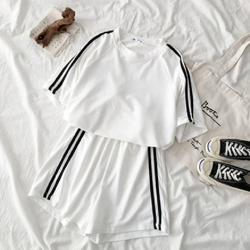 

Summer Striped Tracksuit Set For Women Short Sleeve T Shirt Mini Shorts Two Piece Set Female 2022 Casual Women's Sportwear Suit