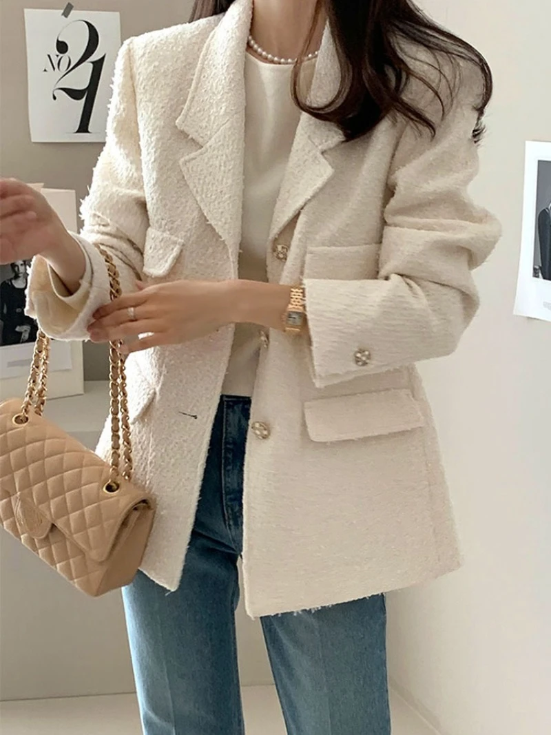 Твидовый пиджак с имитацией карманов на осень и зиму