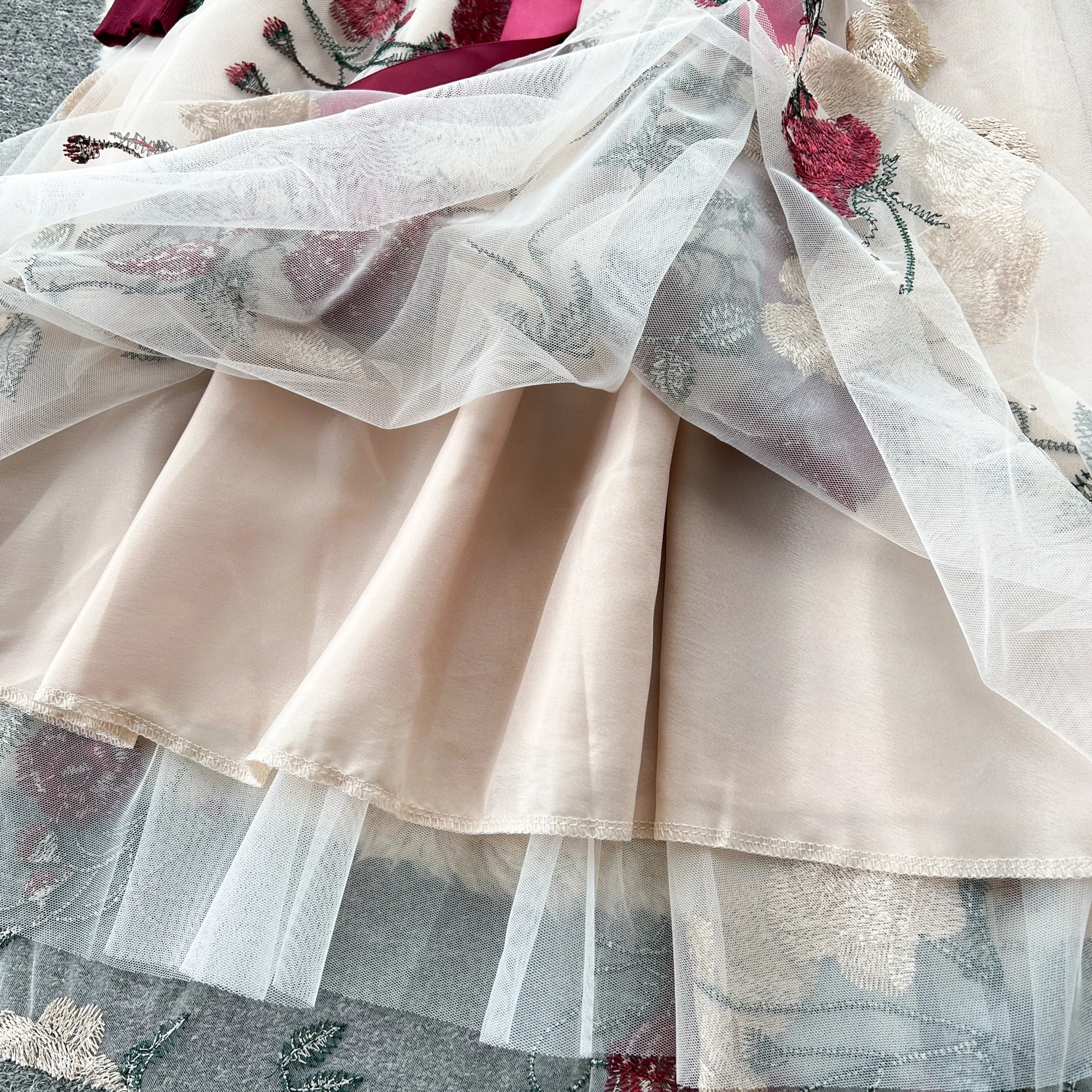 EHQAXIN 2024 осеннее женское платье модное французское Элегантное трикотажное