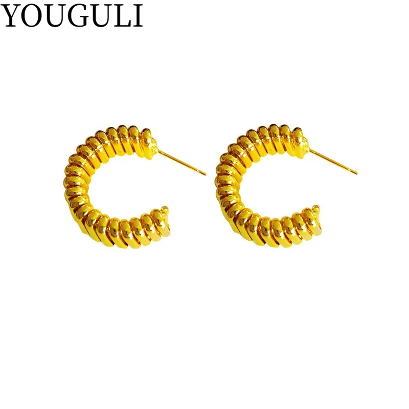 Металлические серьги-кольца в ассортименте