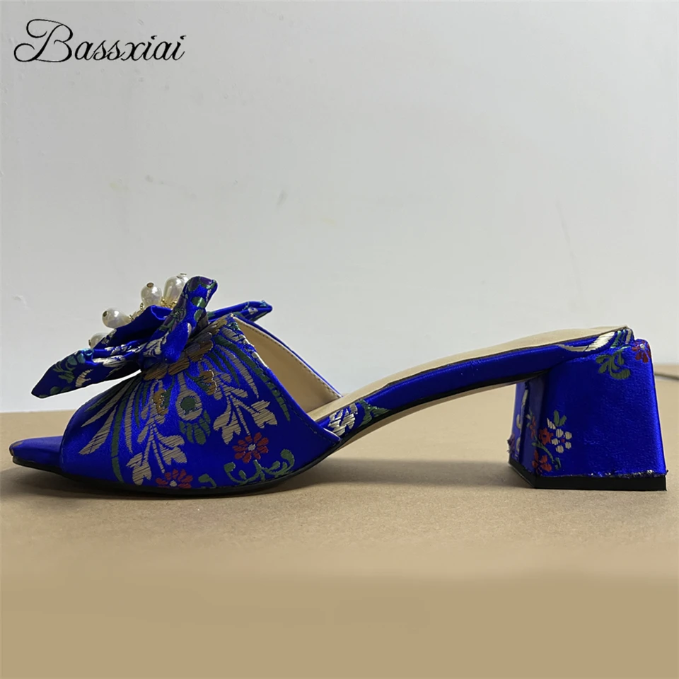 

Embroidery Satin Bowknot Outwear Mules For Girls Square Heel Slingbacks Luxury Crystal Buckle Sandals Women