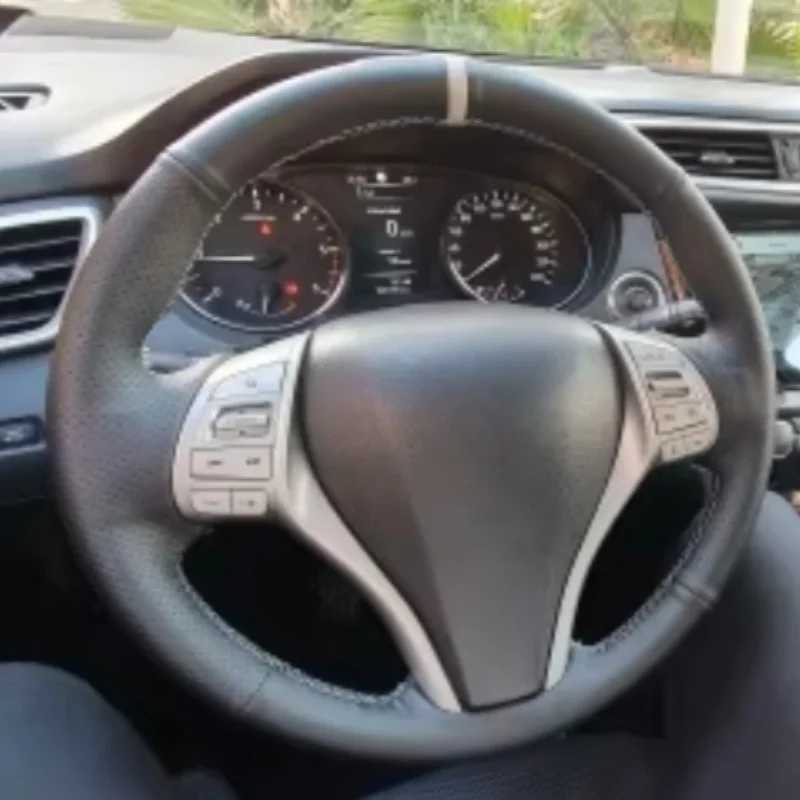 Фото Чехол на руль автомобиля из черной микрофибры ручной работы для Nissan Teana 2013-2018, Altima 2013-2018, X-Trail 2014-2017 №1