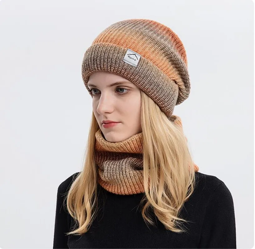 

Women's Hat Winter Autumn Gradual Color Knitted Thickened Warm Neck Protection Ear Protection Pullover Wool Hat Round Top
