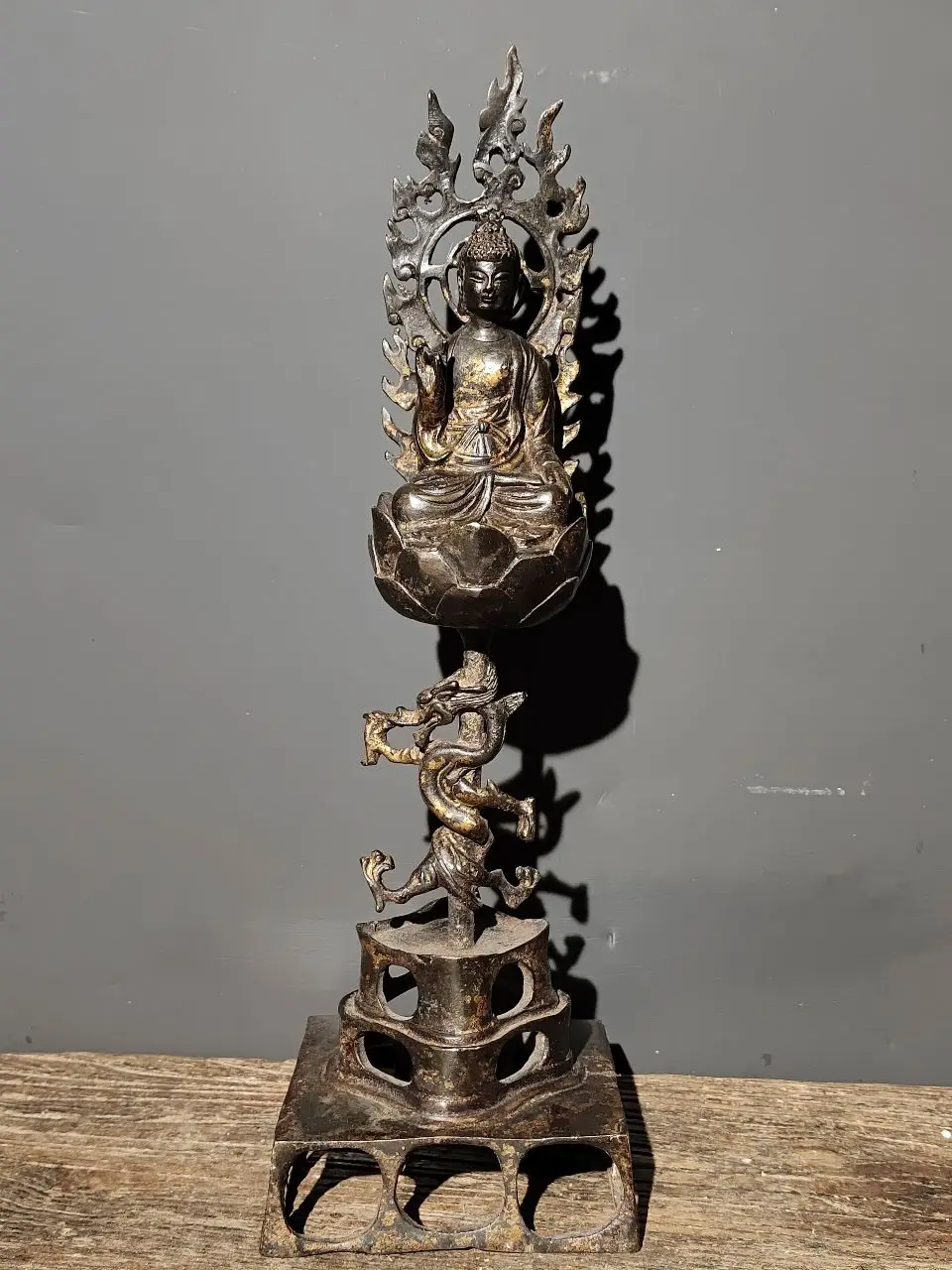 

13"Tibetan Temple Collection Old Bronze Cinnabar Gilt Northern Wei Buddha Sakyamuni sit Dragon Buddha Platform Worship Hall