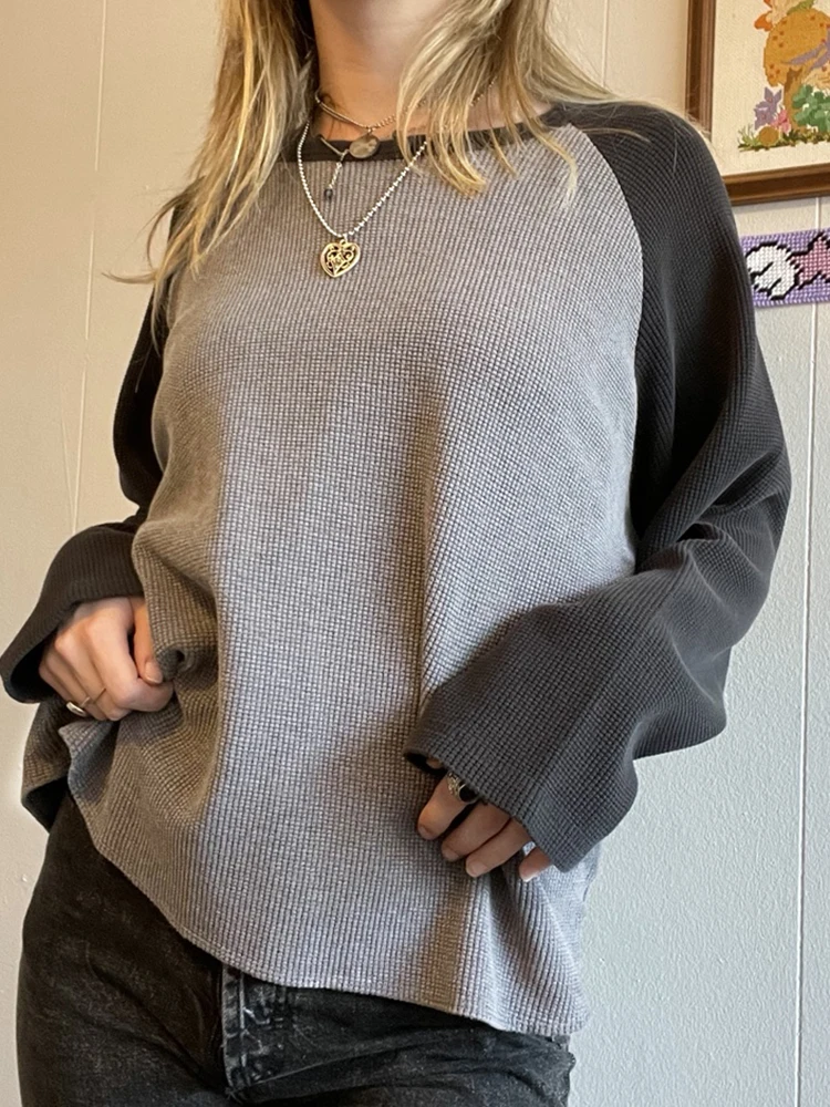 

WeiYao Autumn 2022 Ribbed Casual Woman Tshirts Contrast Patchwork Long Sleeve Loose Tees Preppy Style Vintage Basic Tops Y2K