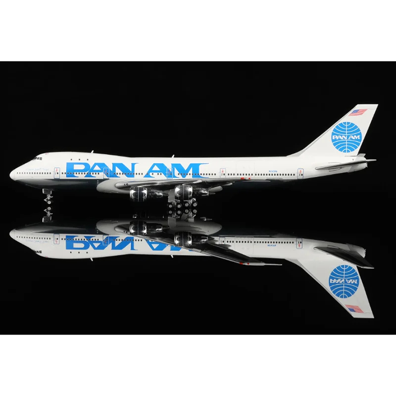 Фото Коллекционная декоративная модель самолета HX 1/400 Pan American Airways B747-100 N747PA из литого сплава №2