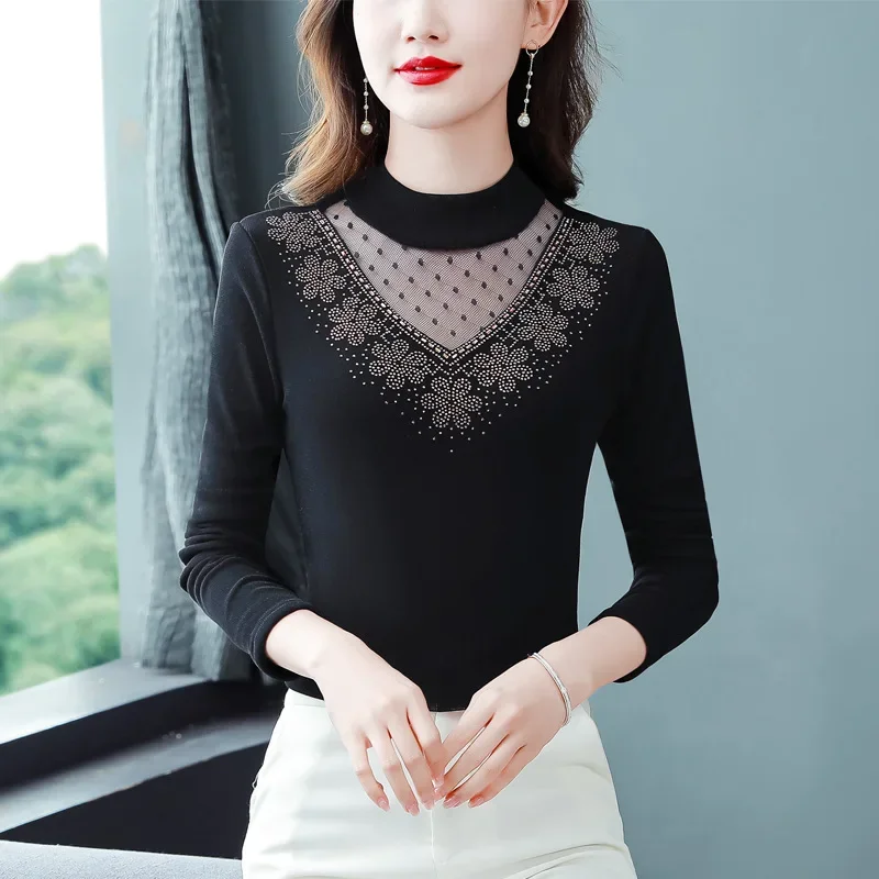 Стильный однотонный топ больших размеров с внутренним базовым слоем и длинными