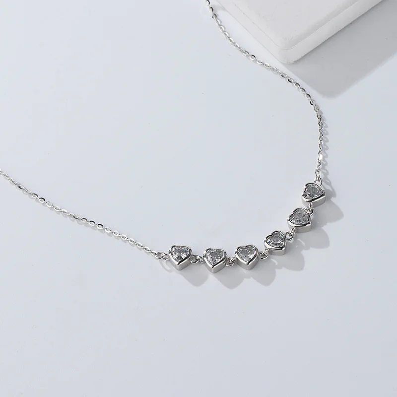 Женское ожерелье из серебра 925 пробы с фианитом |