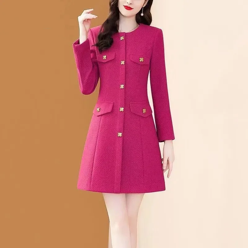 Женское твидовое платье роскошное и яркое средней длины Осень-зима 2023