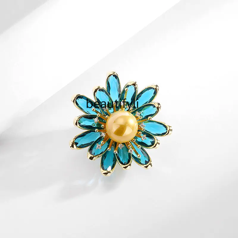 

yj High-End Luxury Design Sense Crystal Flowers Brooch Female Fashion Refined Personalized Elegant Pin Corsage