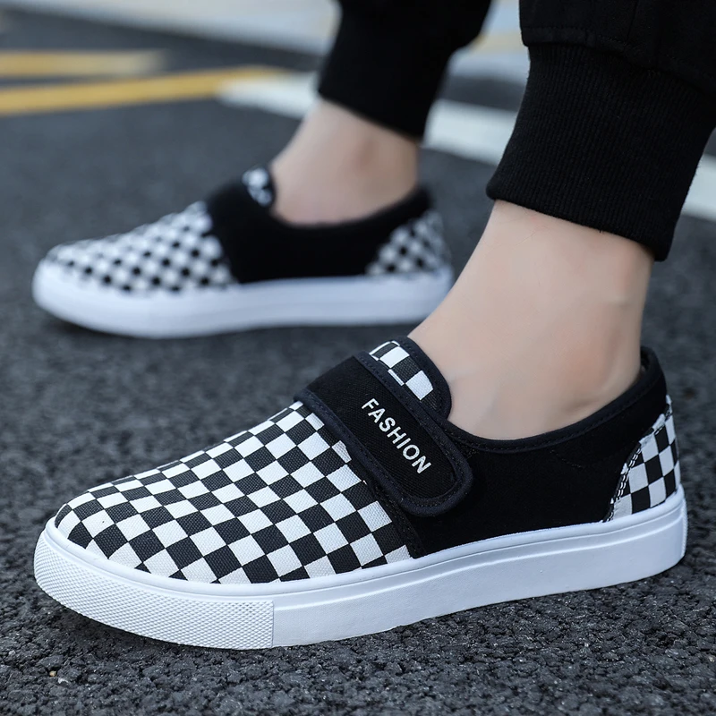 

Men Casual Sneakers Vulcanized Flat Shoes Personalized Designed Skateboarding Tennis Sneakers Hook Loop Outdoor Sport Shoes Male