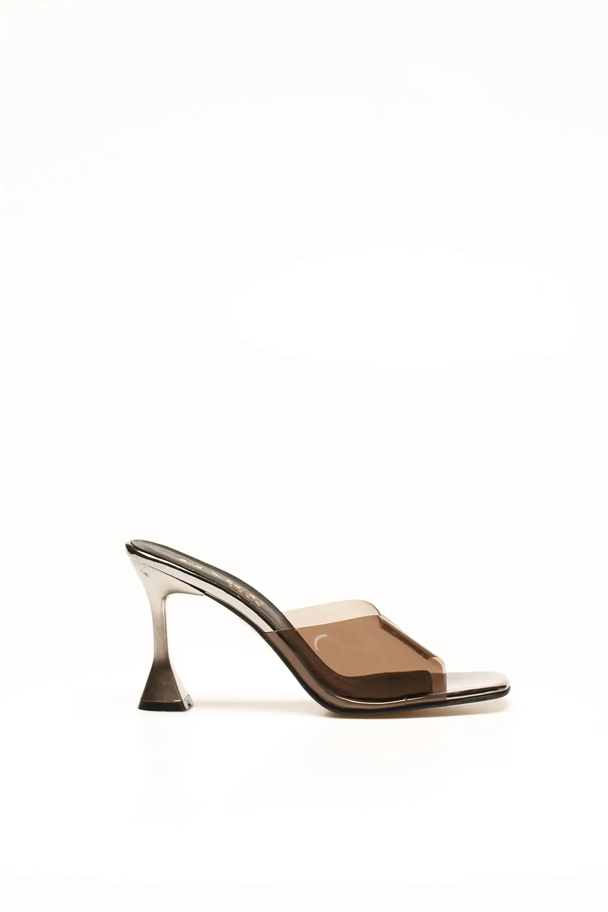 

Fashion Style Platinum Patent Leather Transparent Sandals And Slippers