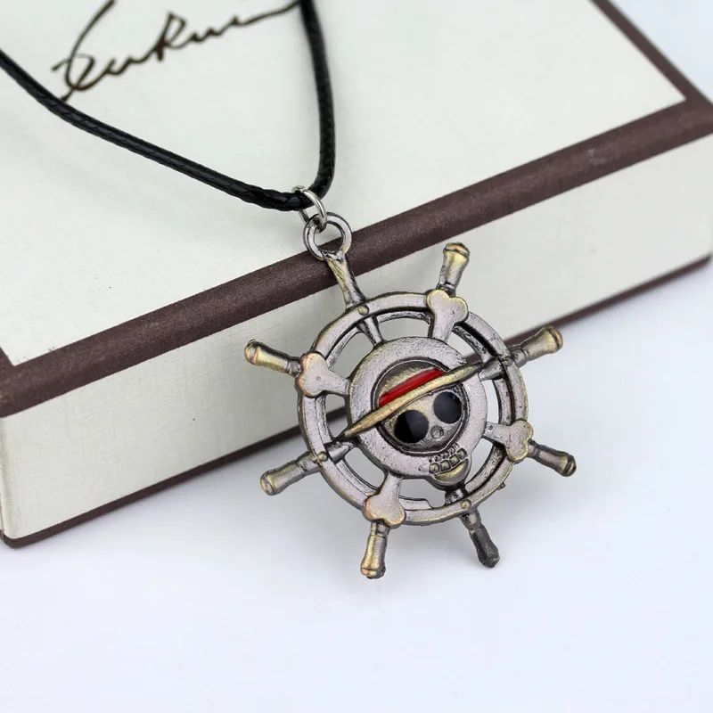 

Fashion Skull Necklace Creative Rudder Logo Alloy Retro Necklace Pendant Jewelry Popular Halloween Gift Necklace For Men Women