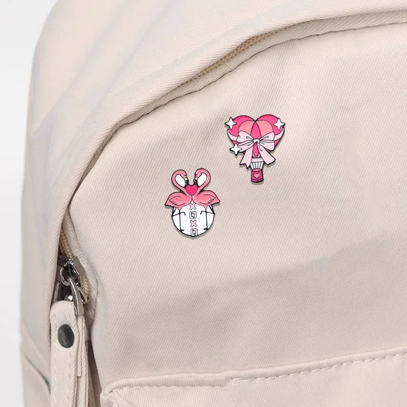 Романтические булавки на тему Дня святого Валентина креативные розовые