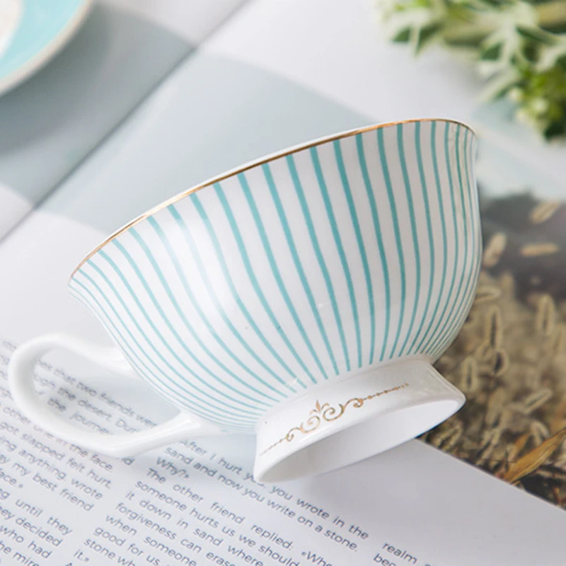 

Керамическая кофейная чашка Royal Horse в европейском стиле чайная чашка из фарфора креативная модная чайная чашка и Блюдце Посуда для напитков